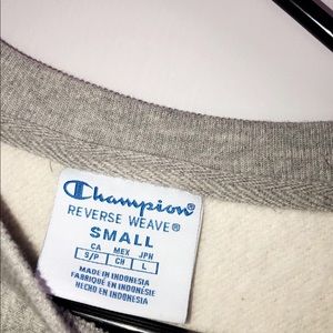 Champion crop sweater